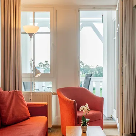 Auf Ruegen Mit Balkon *